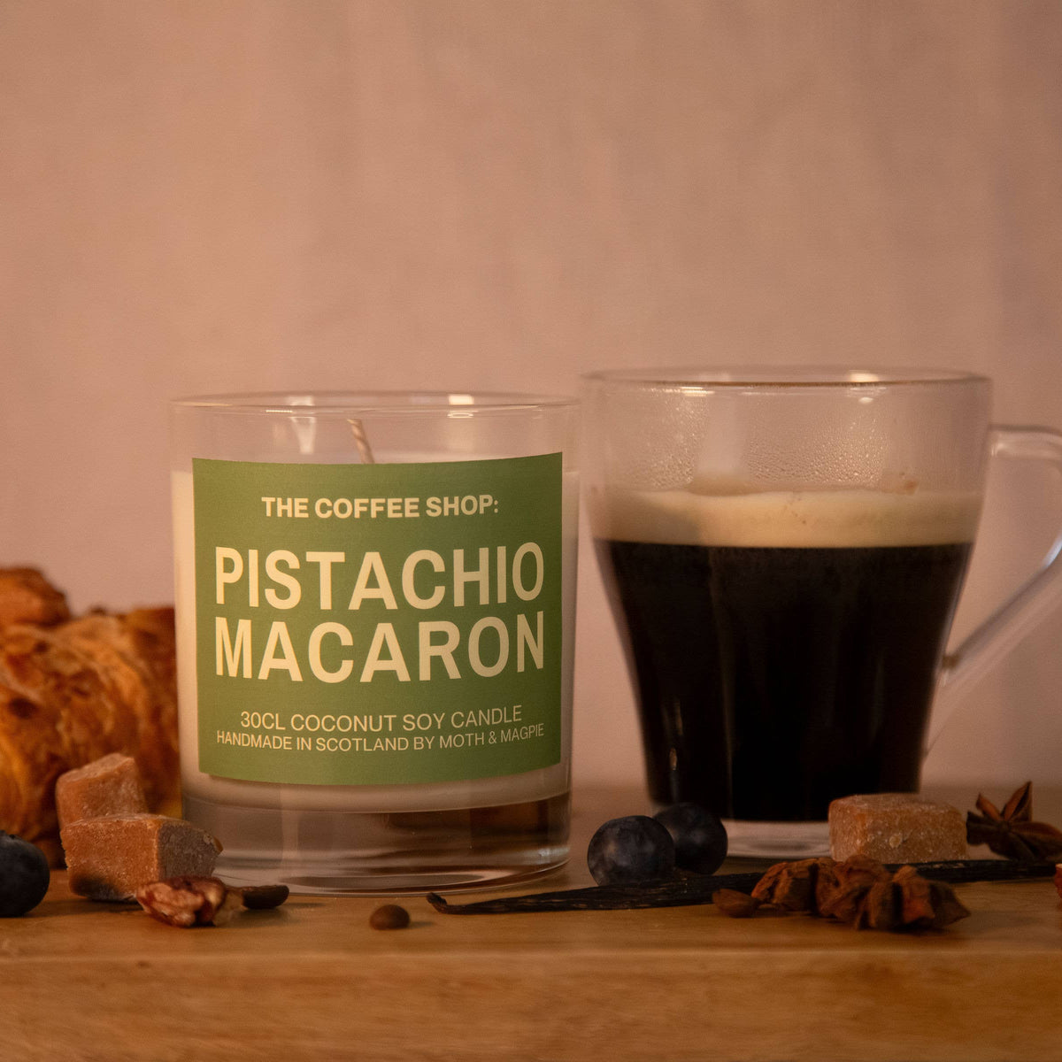 Pistachio Macaron | Handmade 30cl Candle