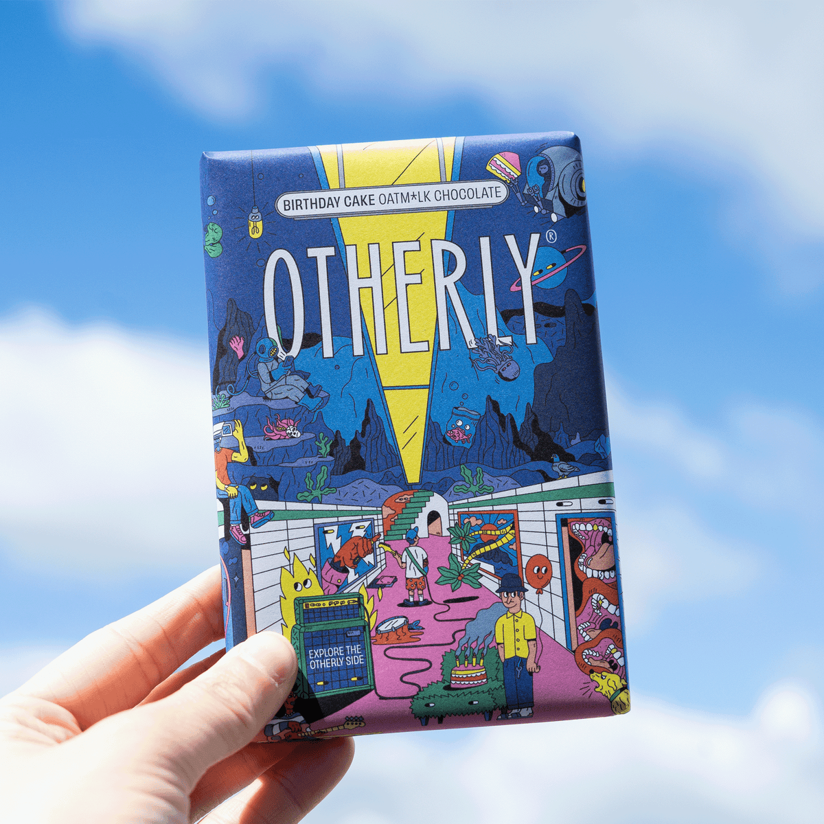 Birthday Cake Oatm*lk Chocolate Bar 120g | Vegan | Creamy